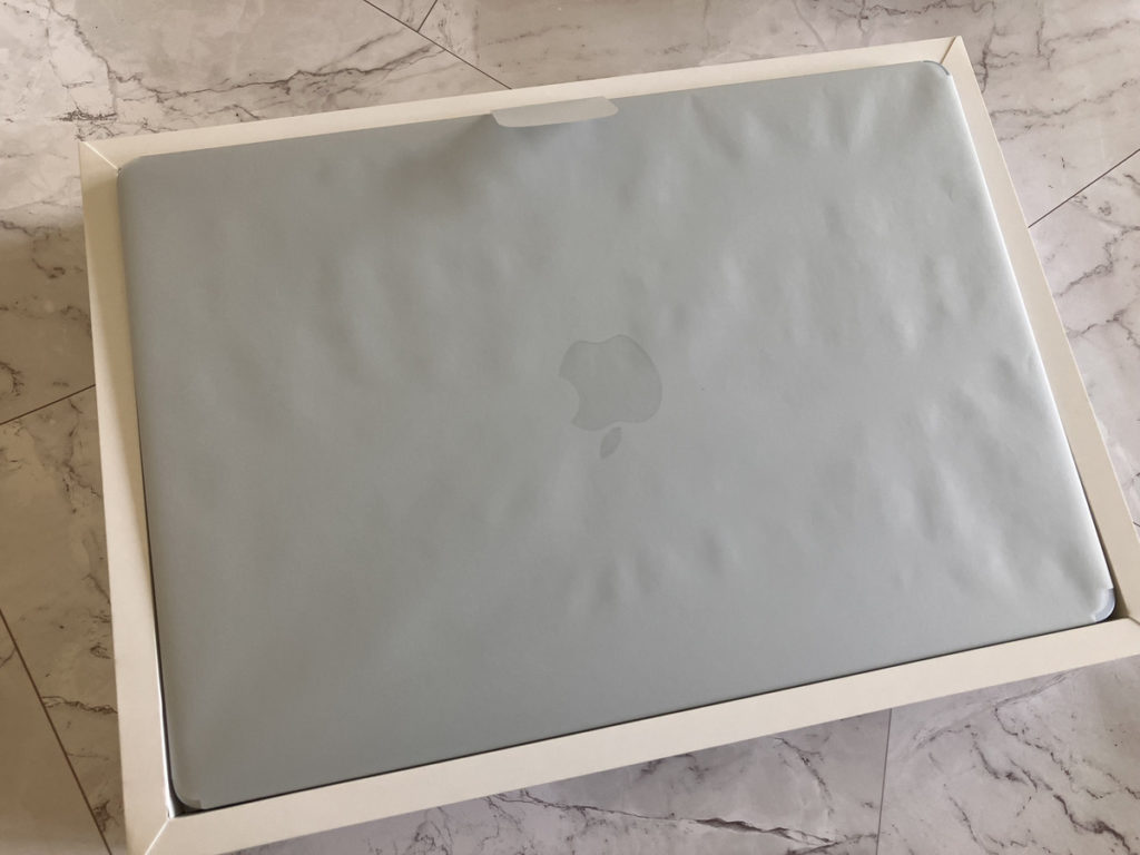 Macbook AIR M4 15吋天藍色開箱:2025 性價比最高 MAC 筆電! Macbook AIR M4 15吋天藍色開箱:2025 性價比最高 MAC 筆電!